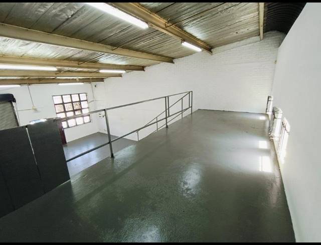 INDUSTRIAL PROPERTY TO RENT IN KAYA SAND